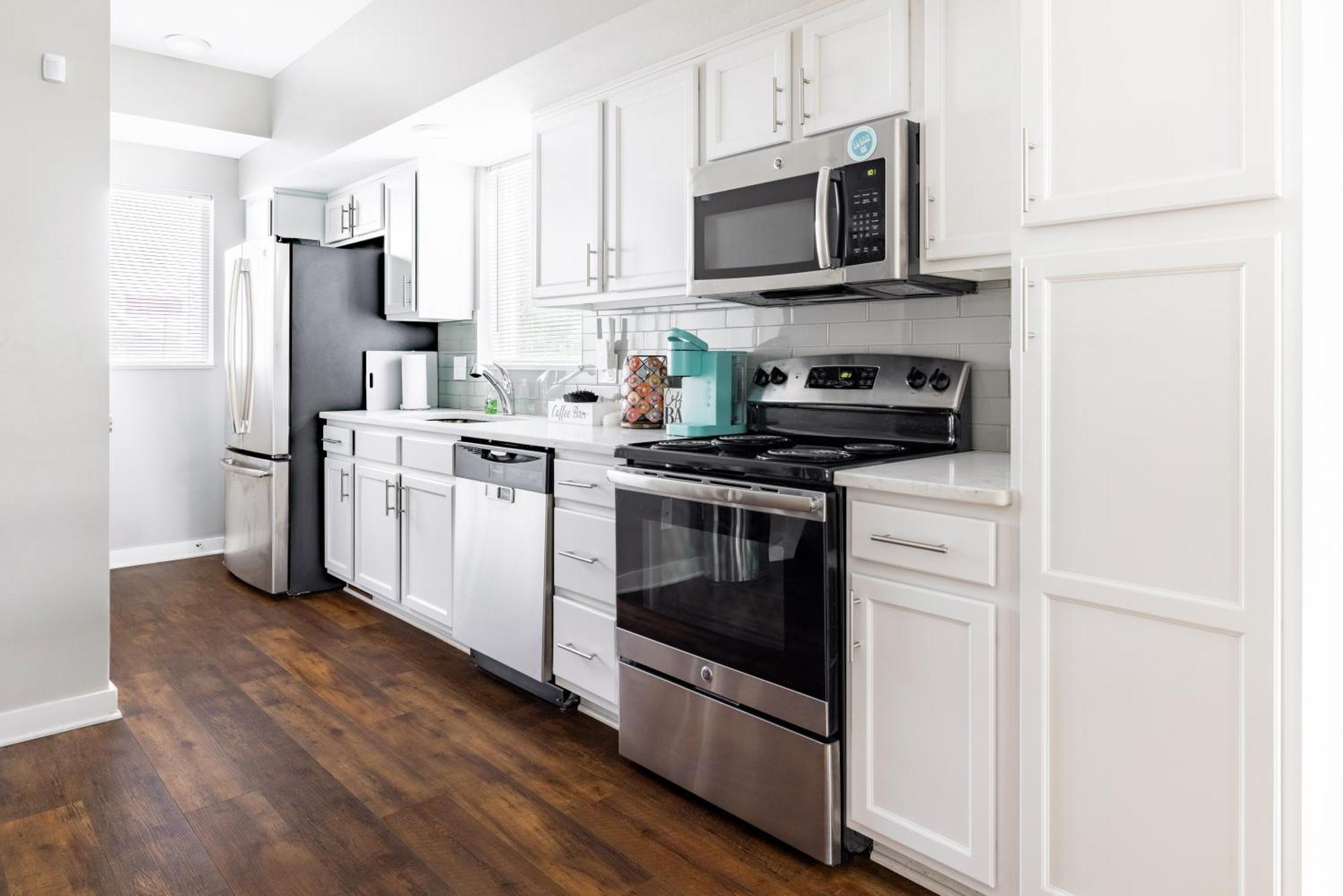 Luxury Downtown Townhome Unit 14 Cleveland Exterior foto