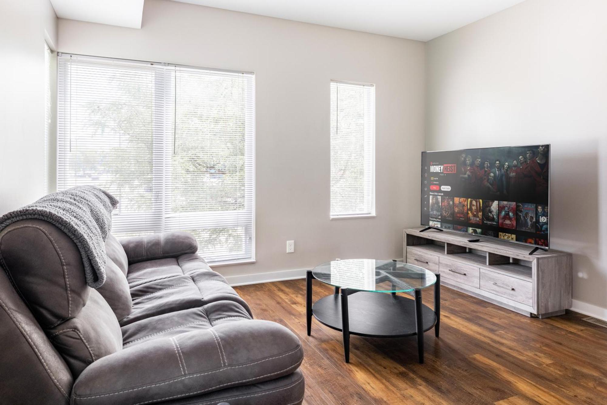 Luxury Downtown Townhome Unit 14 Cleveland Exterior foto