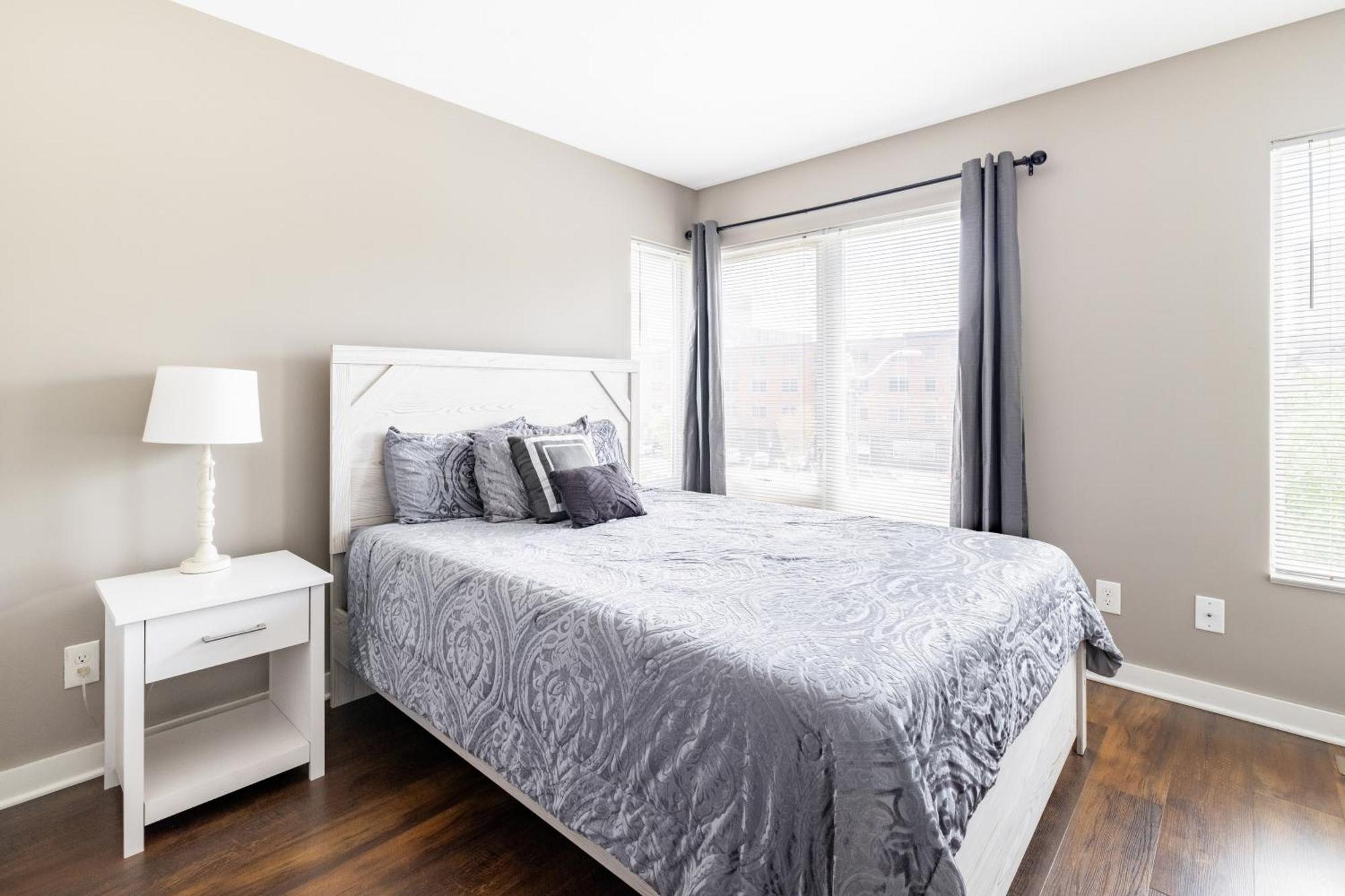 Luxury Downtown Townhome Unit 14 Cleveland Exterior foto