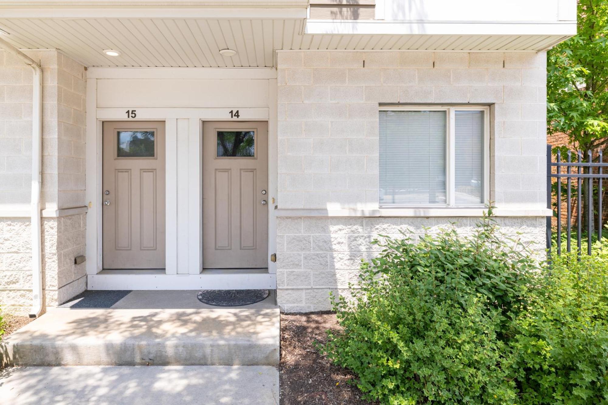 Luxury Downtown Townhome Unit 14 Cleveland Exterior foto