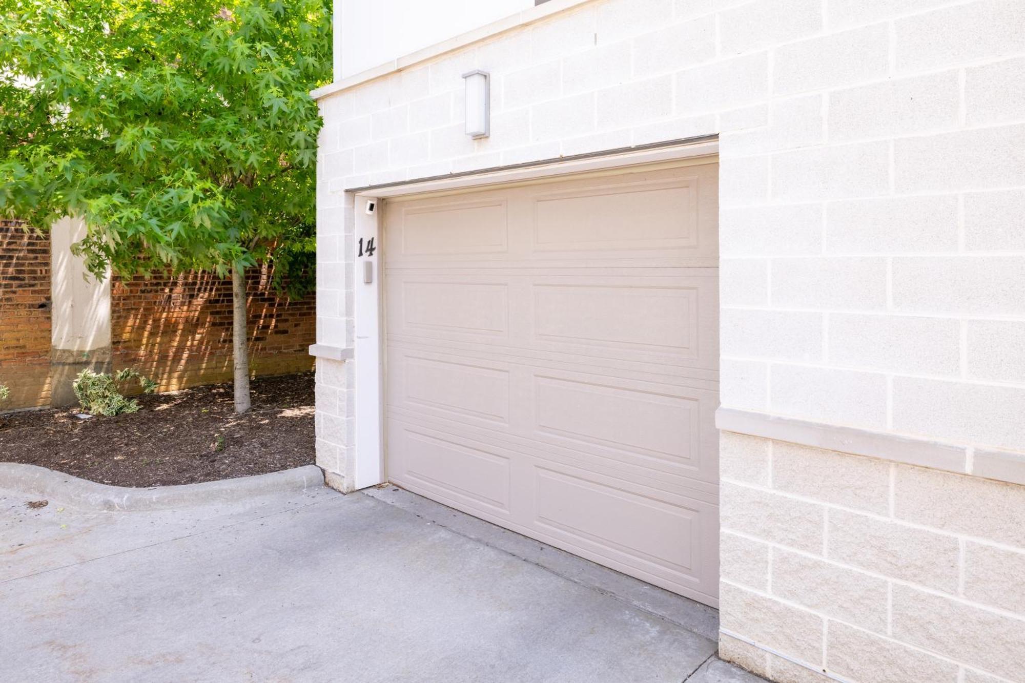 Luxury Downtown Townhome Unit 14 Cleveland Exterior foto
